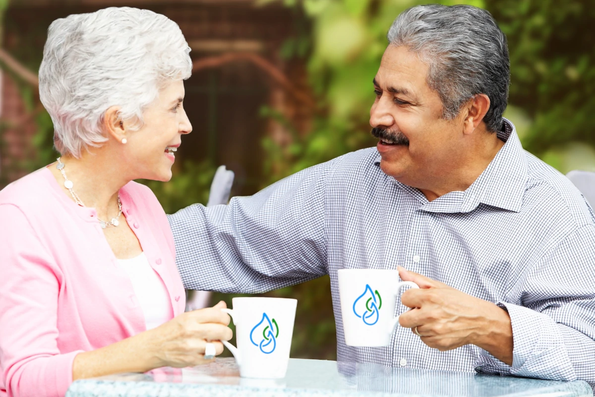 couple drinking suppliderm